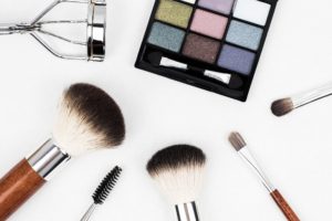 Cosmetic ingredients to avoid